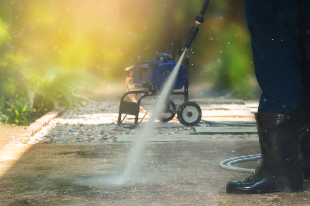 Best Pool Deck Cleaning  in Ross, CA